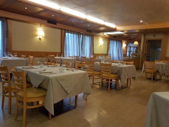 Albergo Croce D'Aune Pedavena Εξωτερικό φωτογραφία